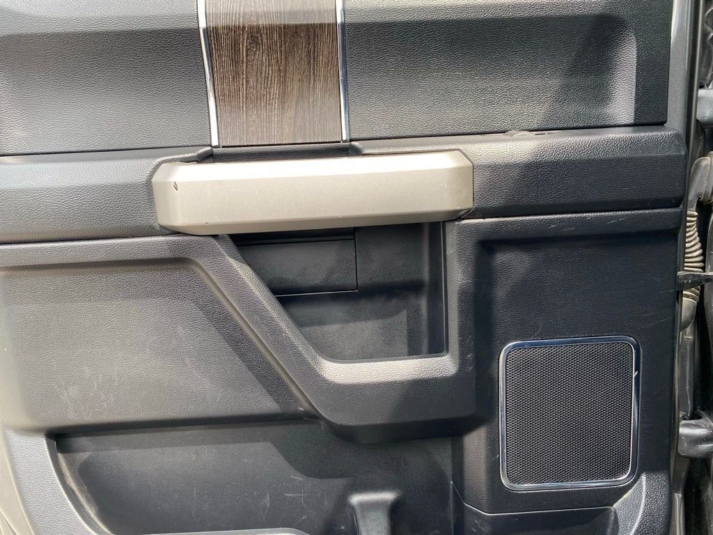 2021 Ford F-250SD Lariat LIFT / WHEELS AND TIRES / CLEAN CARFAX