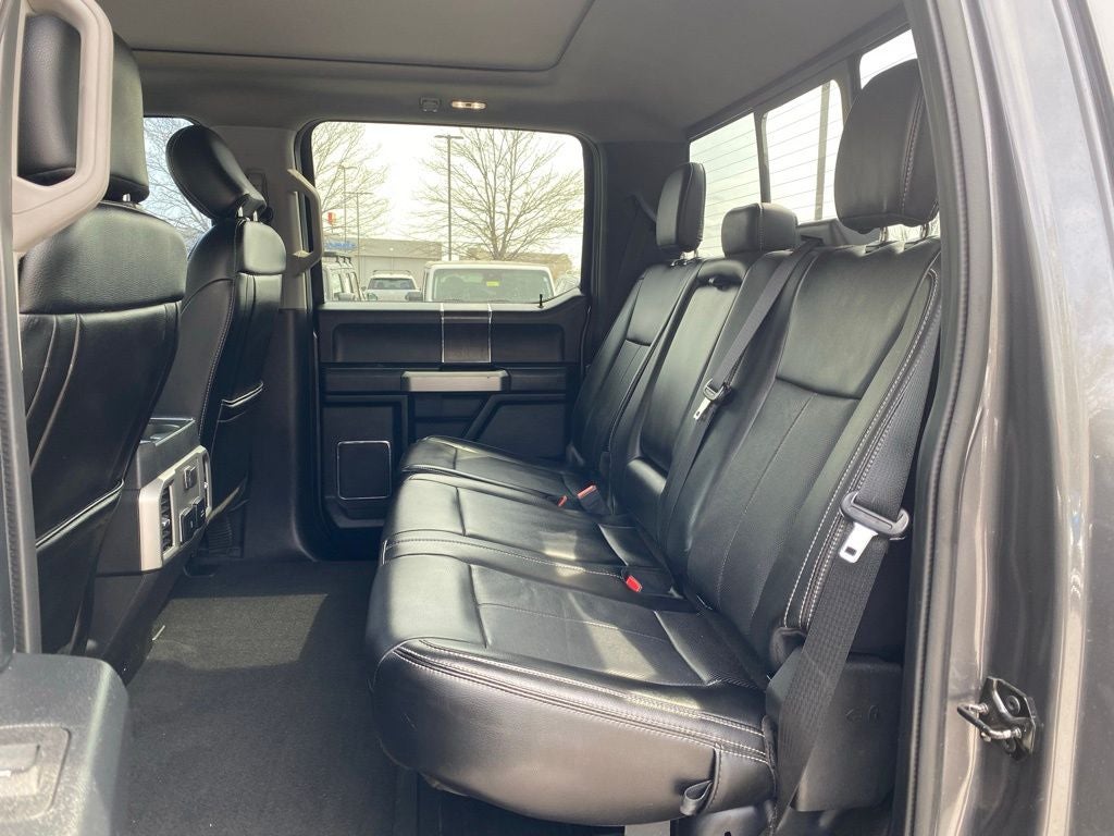 2021 Ford F-250SD Lariat LIFT / WHEELS AND TIRES / CLEAN CARFAX