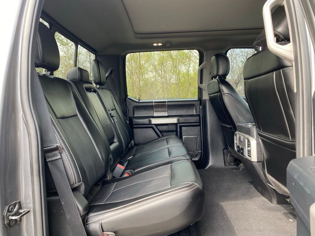 2021 Ford F-250SD Lariat LIFT / WHEELS AND TIRES / CLEAN CARFAX