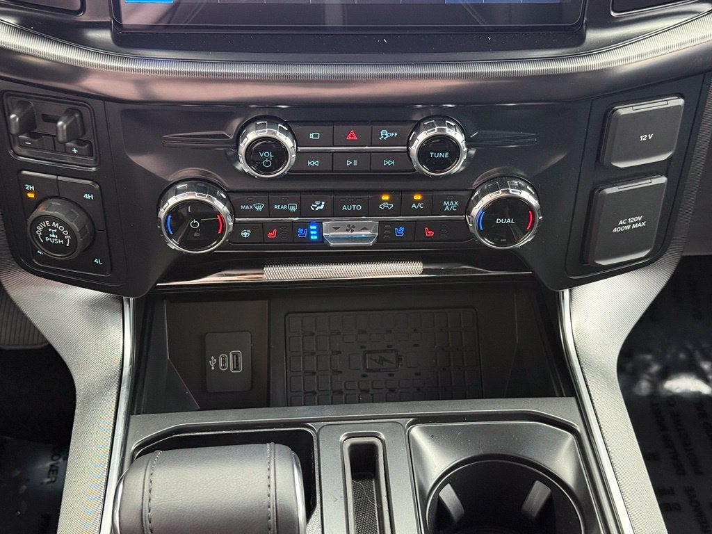 2026 Ford F-150 Platinum - 4WD / CLEAN CARFAX / ONE OWNER