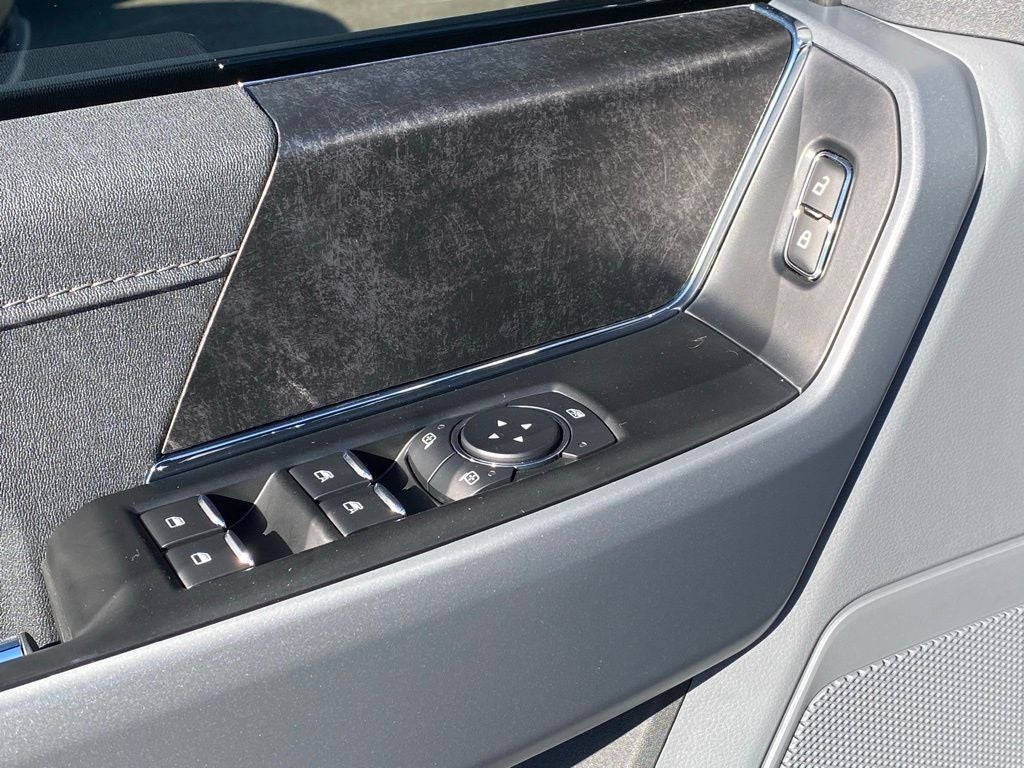 2023 Ford F-150 Lightning XLT