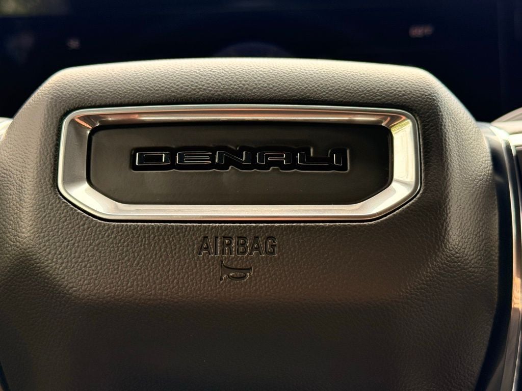 2025 GMC Yukon Denali HEADS UP DISPLAY