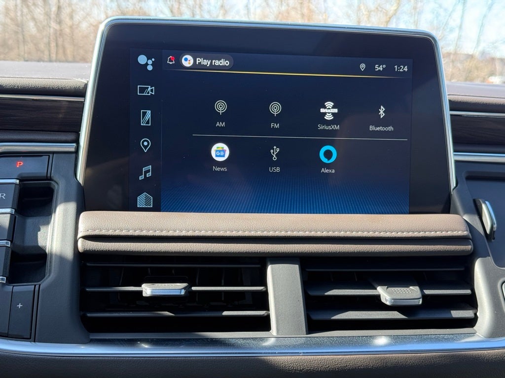 2023 Chevrolet Suburban Z71 2ND ROW BUCKET