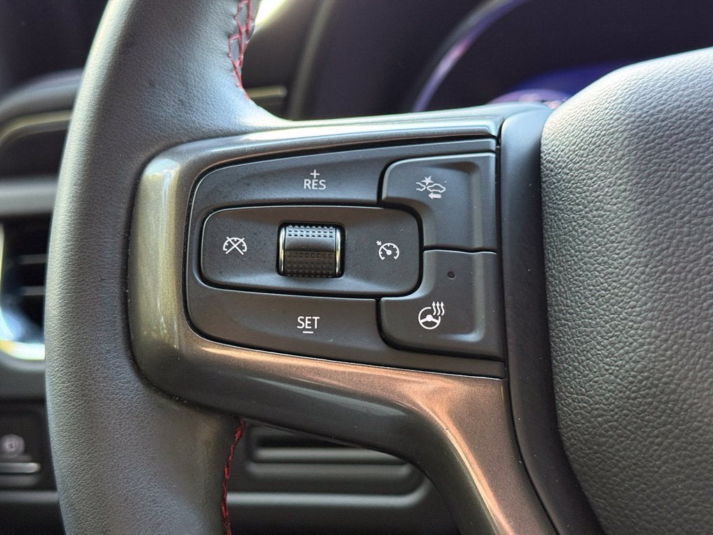 2024 Chevrolet Suburban RST - 4WD / PANORAMIC SUNROOF / CLEAN CARFAX