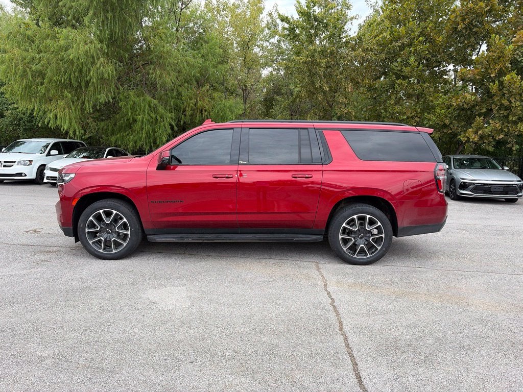 2024 Chevrolet Suburban RST - 4WD / PANORAMIC SUNROOF / CLEAN CARFAX