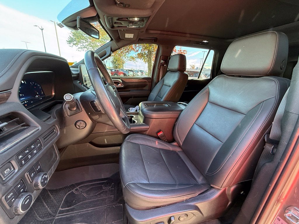 2022 Chevrolet Tahoe Z71 - 4WD / PANORAMIC SUNROOF / CLEAN CARFAX