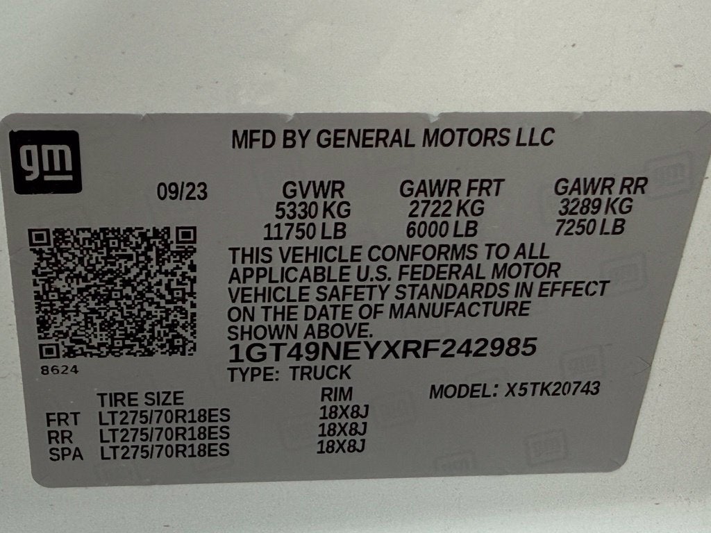 2024 GMC Sierra 2500HD SLT - 4WD / CLEAN CARFAX HISTORY