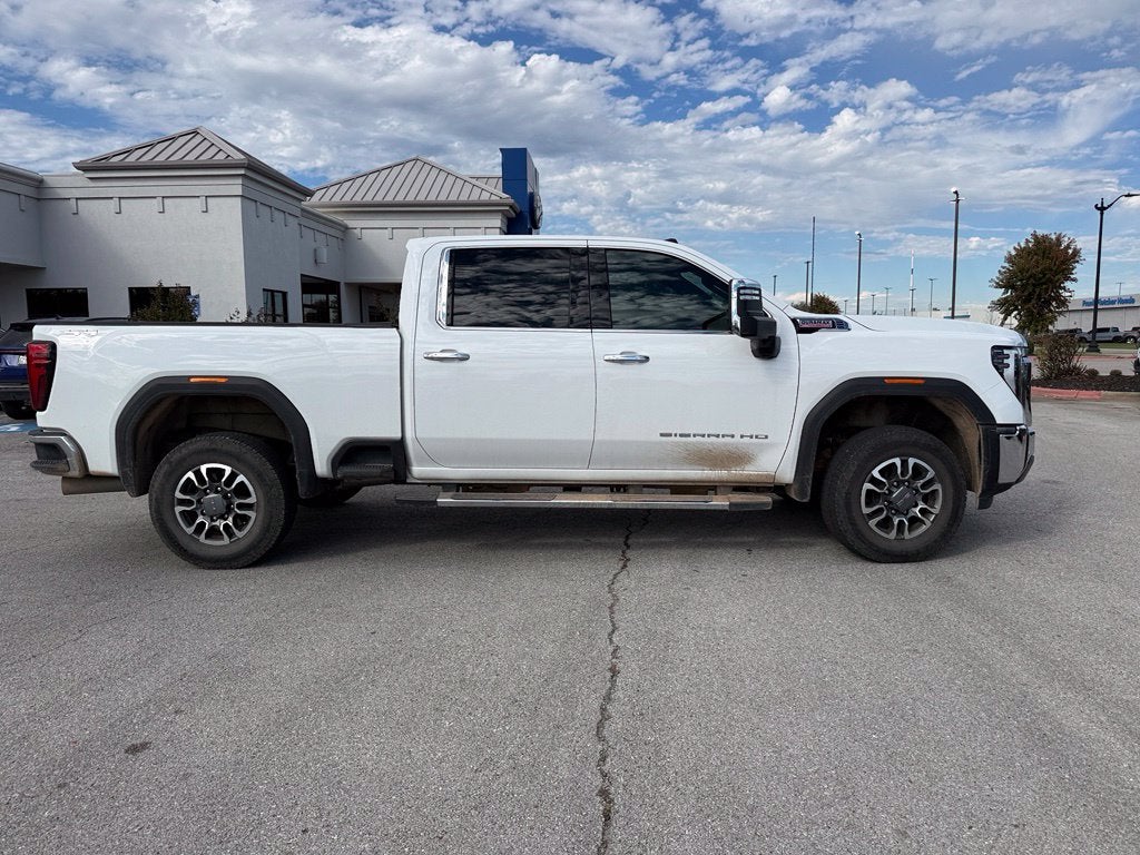 2024 GMC Sierra 2500HD SLT - 4WD / CLEAN CARFAX HISTORY