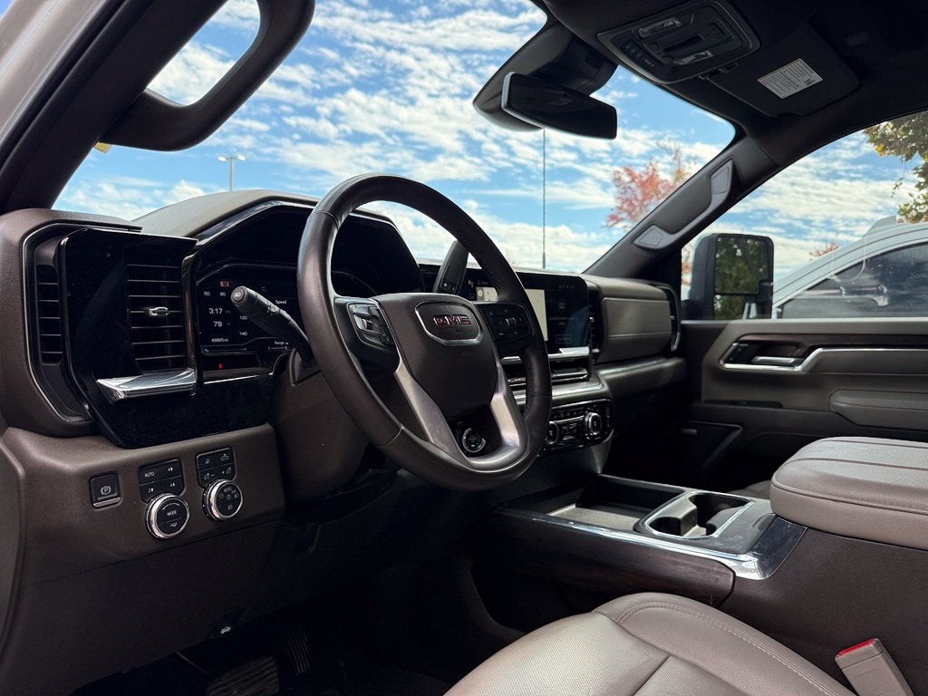 2024 GMC Sierra 2500HD SLT - 4WD / CLEAN CARFAX HISTORY