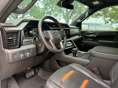 2024 GMC Sierra 1500 AT4 4WD