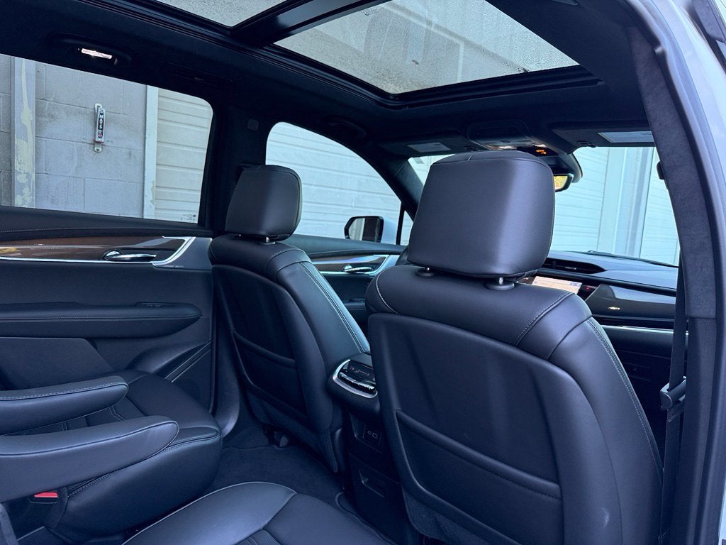2024 Cadillac XT6 Premium Luxury Platinum - AWD / SUNROOF / ONE OWNER