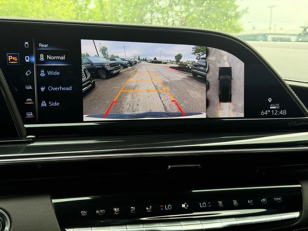 2023 Cadillac Escalade Sport