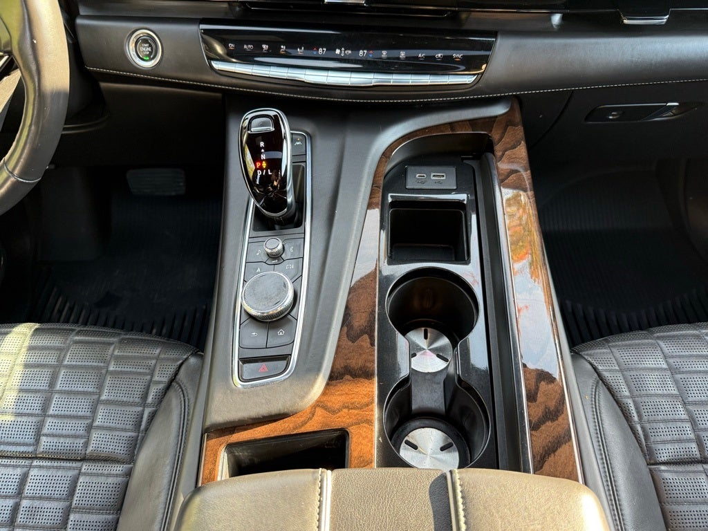 2021 Cadillac Escalade ESV Sport Platinum PANO MOONROOF / 4x4 / CLEAN CARFAX