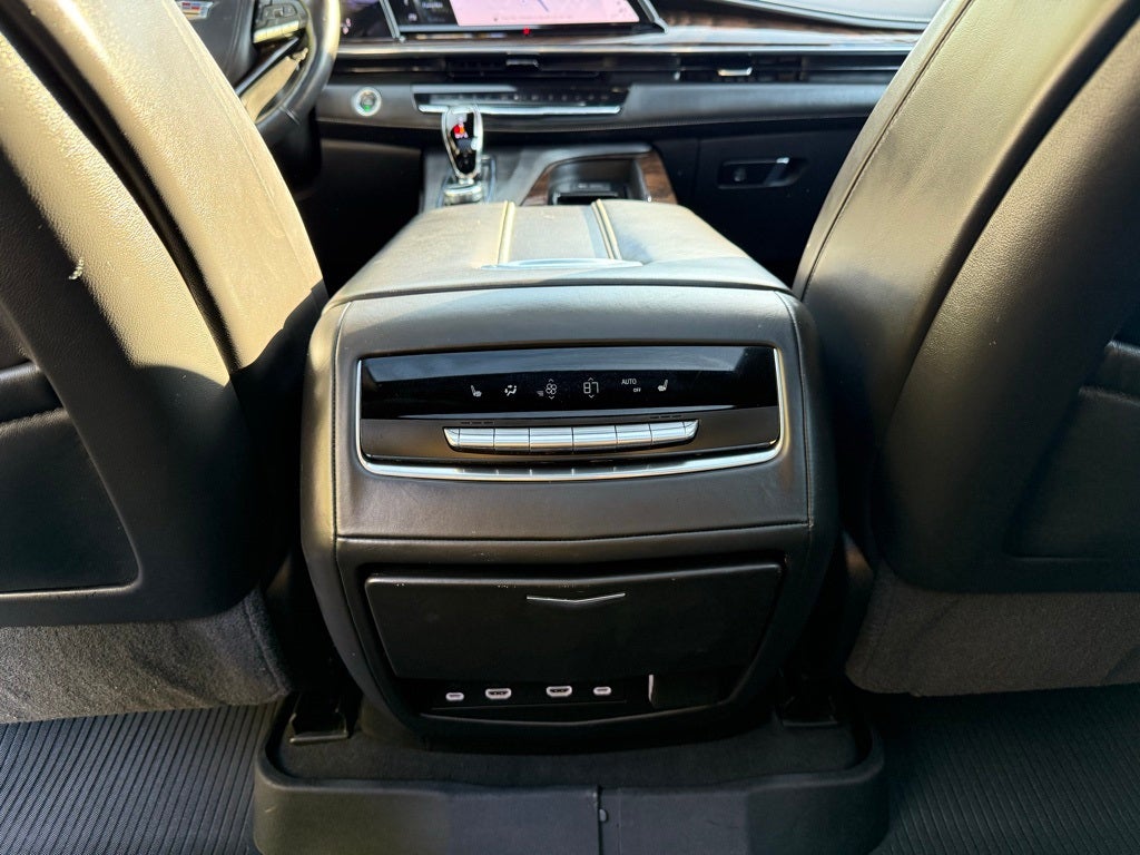 2021 Cadillac Escalade ESV Sport Platinum PANO MOONROOF / 4x4 / CLEAN CARFAX