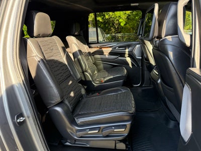 2021 Cadillac Escalade ESV Sport Platinum PANO MOONROOF / 4x4 / CLEAN CARFAX