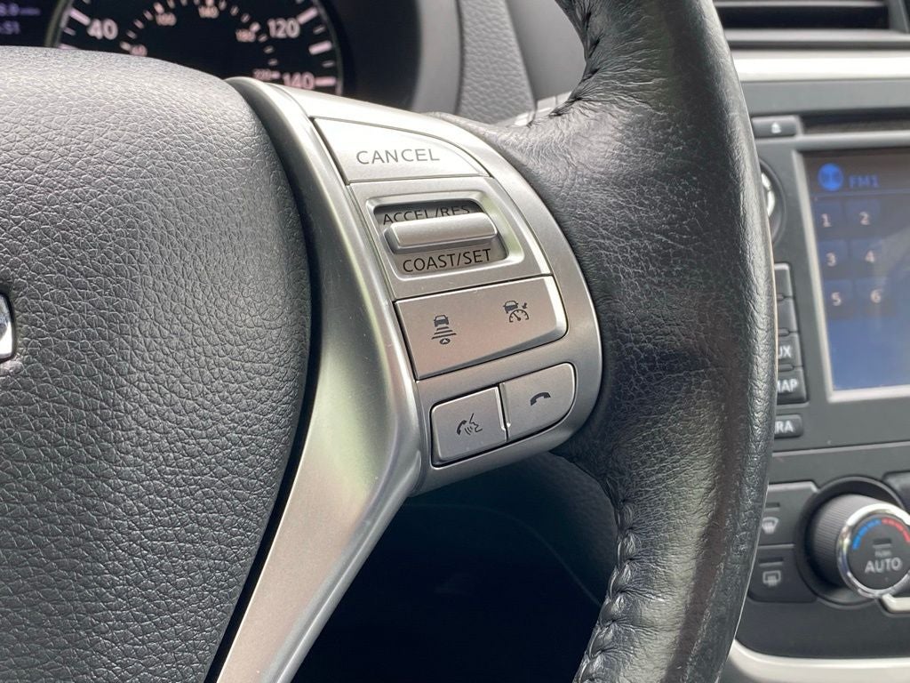 2016 Nissan Altima 2.5 SL SUPER LOW MILES