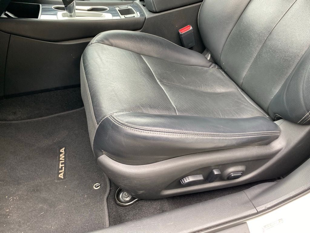 2016 Nissan Altima 2.5 SL SUPER LOW MILES