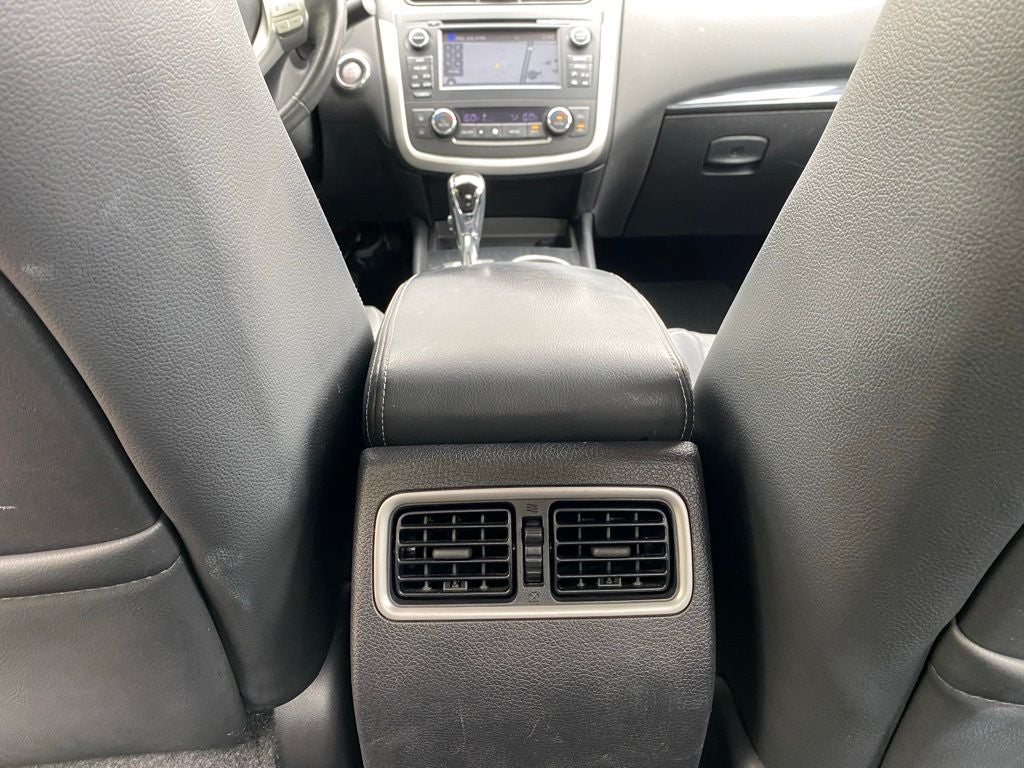 2016 Nissan Altima 2.5 SL SUPER LOW MILES