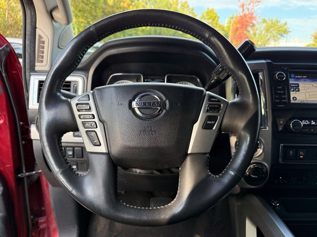2017 Nissan Titan PRO-4X - 4WD / LEATHER