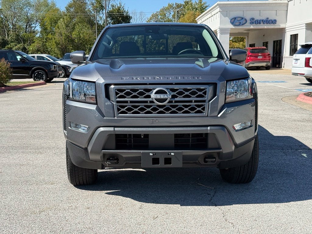 2024 Nissan Frontier SV - 4WD / CLEAN CARFAX / ONE OWNER