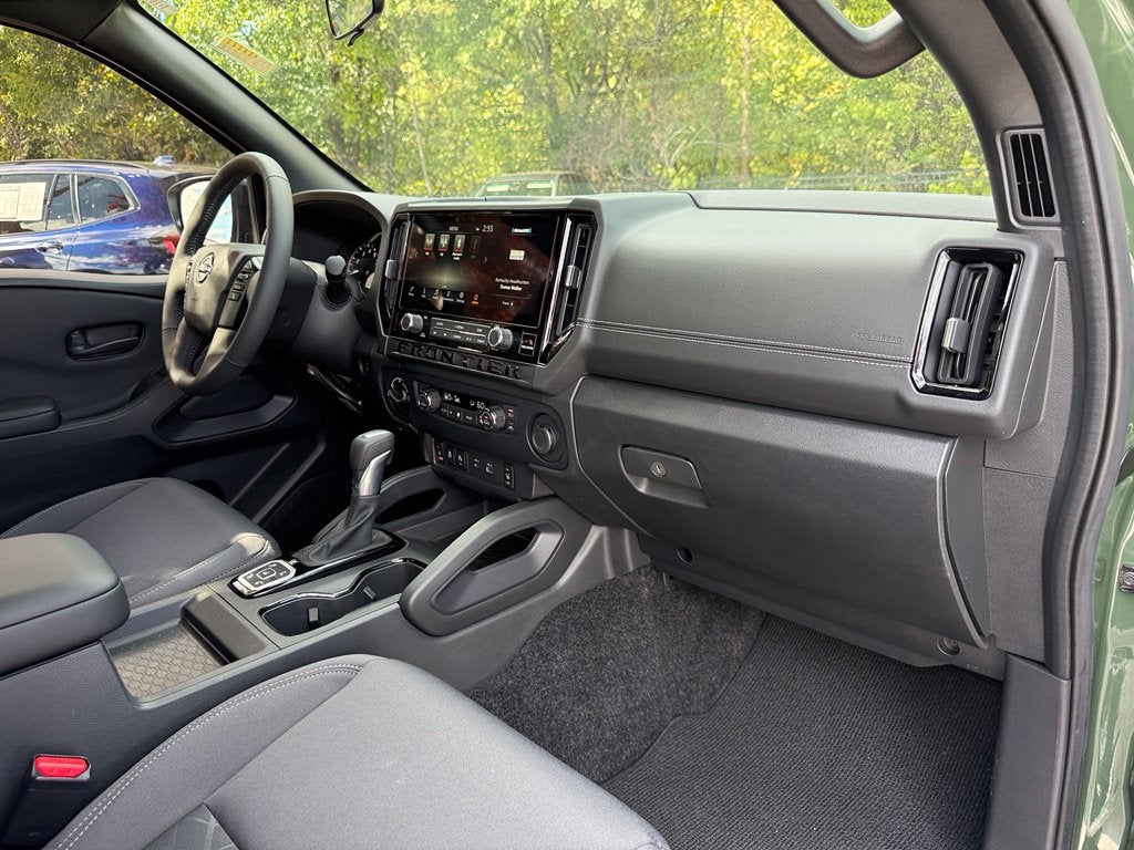 2026 Nissan Frontier SV - 4WD / CLEAN CARFAX / ONE OWNER