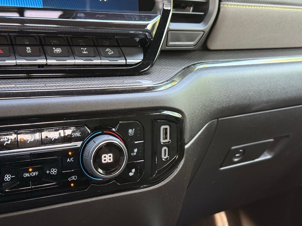 2026 Chevrolet Silverado 2500HD ZR2