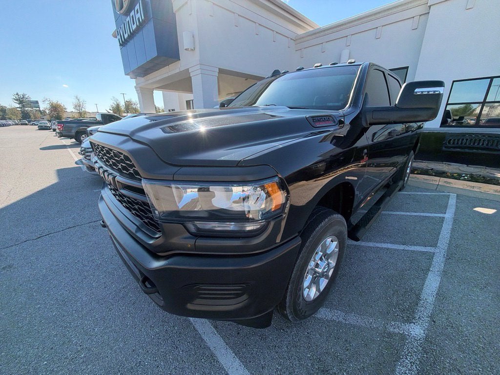 2023 RAM 2500 Tradesman - 4WD