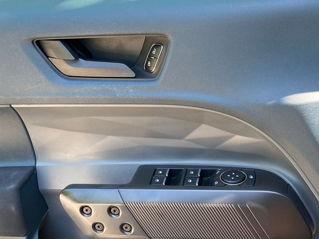 2022 Ford Maverick XL CLEAN