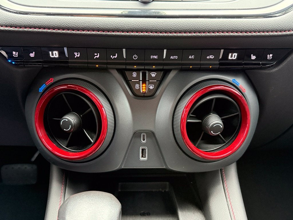 2021 Chevrolet Blazer RS - AWD / PANORAMIC SUNROOF / ONE OWNER