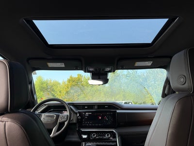 2023 GMC Sierra 1500 Denali V8 / 4x4 / 1-OWNER CLEAN CARFAX