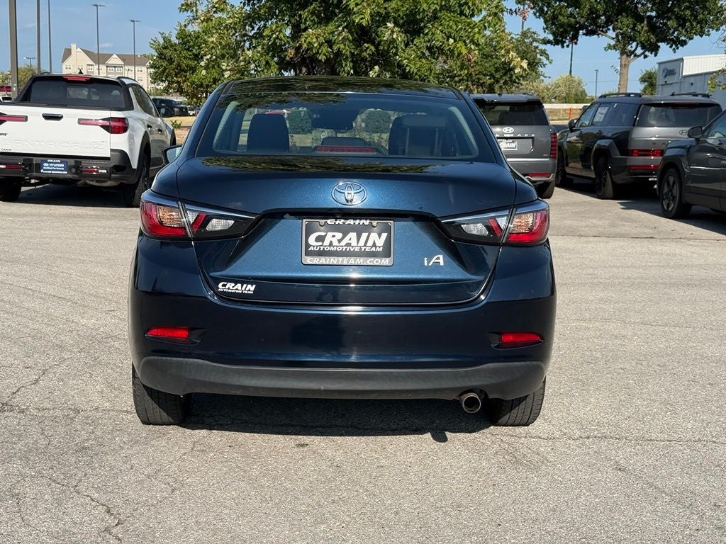2017 Toyota Yaris iA Base
