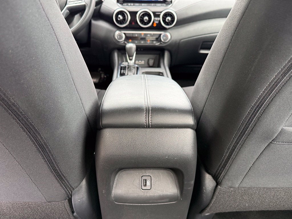 2025 Nissan Sentra SV - CLEAN CARFAX / ONE OWNER