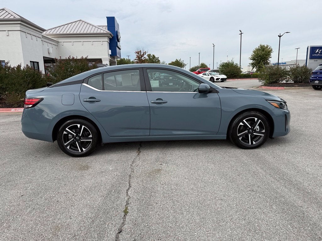 2025 Nissan Sentra SV - CLEAN CARFAX / ONE OWNER