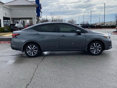 2024 Nissan Versa 1.6 SV