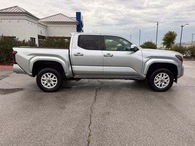 2024 Toyota Tacoma SR5 - CLEAN CARFAX / ONE OWNER