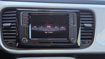 2017 Volkswagen Beetle 1.8T SE