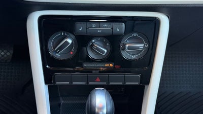 2017 Volkswagen Beetle 1.8T SE