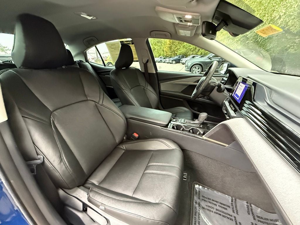 2025 Toyota Camry LE CONVENIENCE PKG / LEATHER!