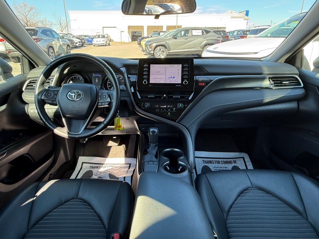 2023 Toyota Camry SE APPLE CAR PLAY