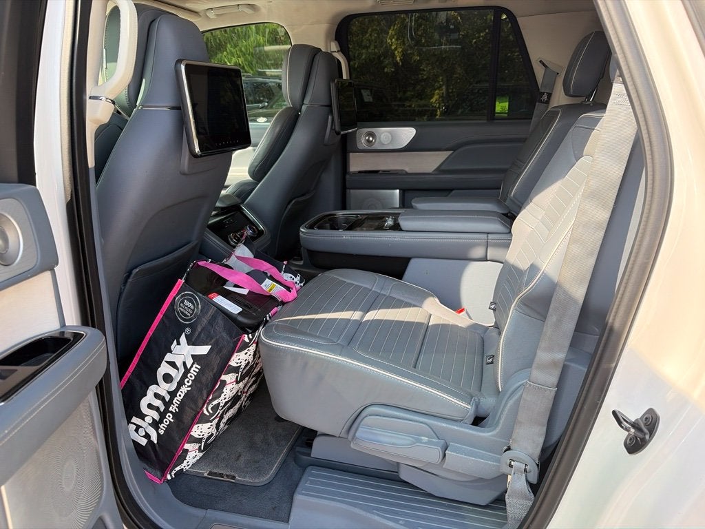 2019 Lincoln Navigator L Black Label - $103,555 MSRP / 4WD / PANORAMIC SUNROOF