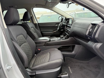 2022 Nissan Pathfinder SV 3 ROW SUV