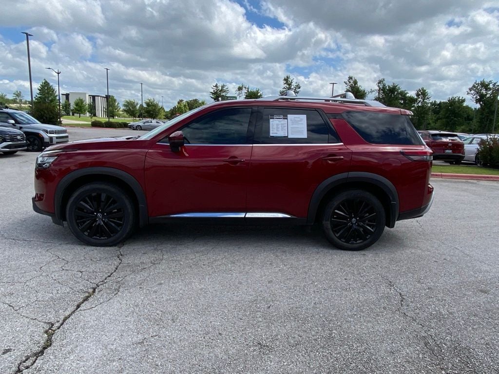 2024 Nissan Pathfinder Platinum