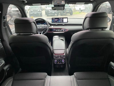 2025 Genesis GV70 2.5T