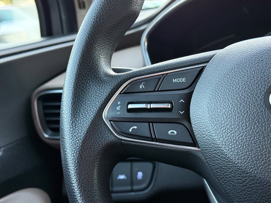 2019 Hyundai Santa Fe SEL - CLEAN CARFAX / ONE OWNER