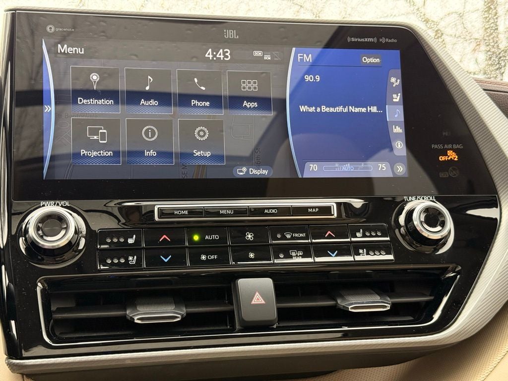 2022 Toyota Highlander Platinum