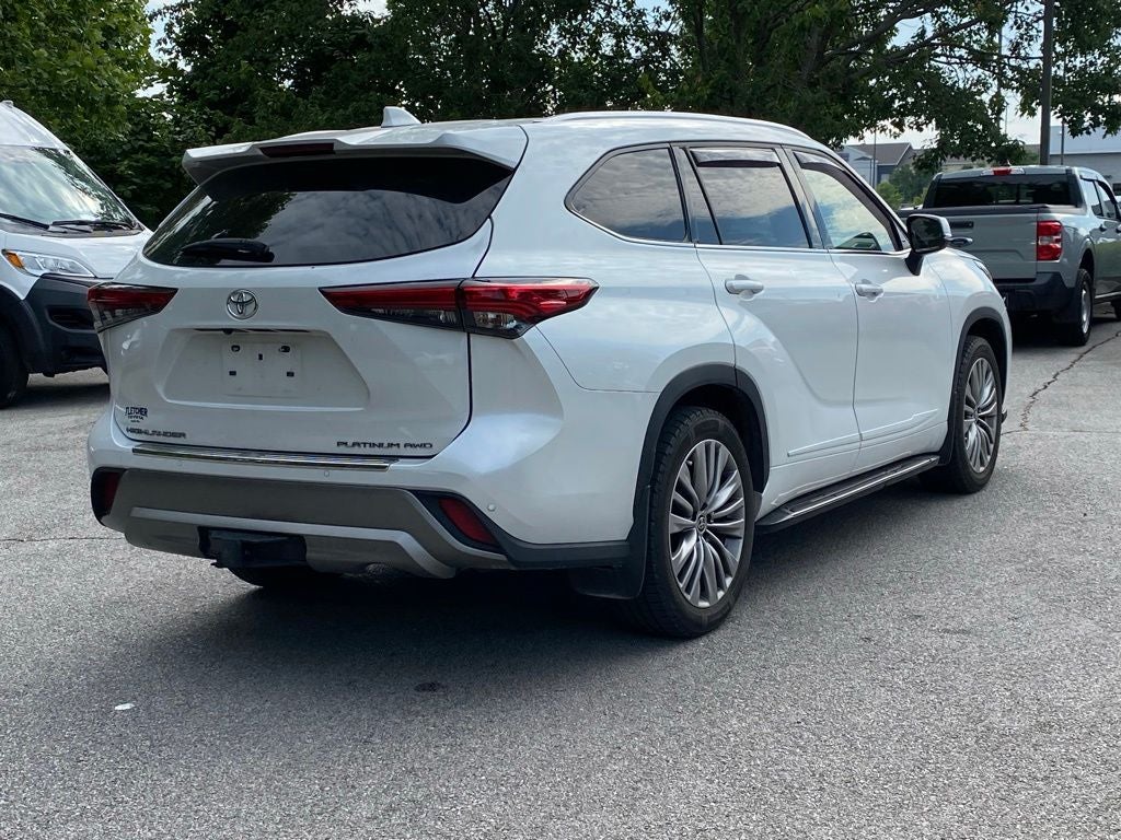 2022 Toyota Highlander Platinum
