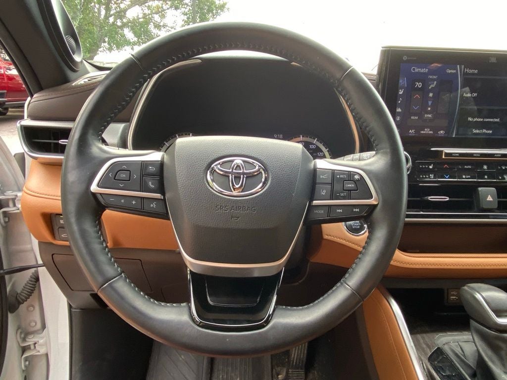 2022 Toyota Highlander Platinum