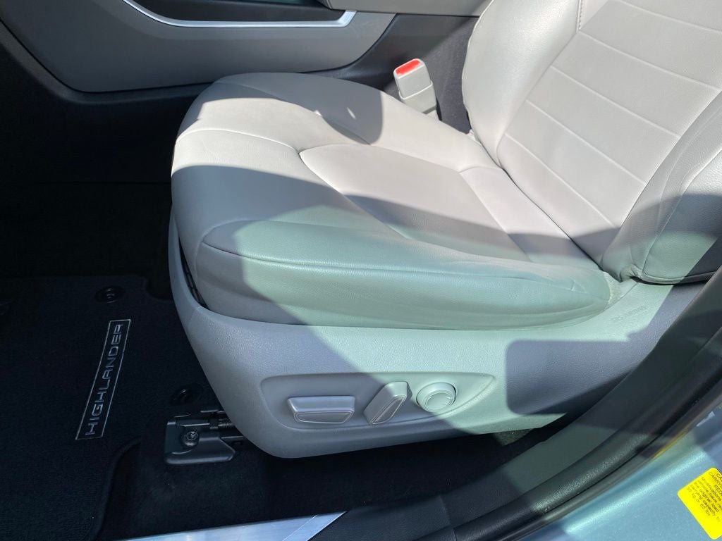 2020 Toyota Highlander XLE AWD