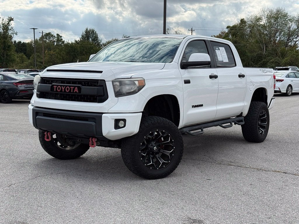 2017 Toyota Tundra TRD Pro - 4WD / 8" LIFT! / CLEAN CARFAX