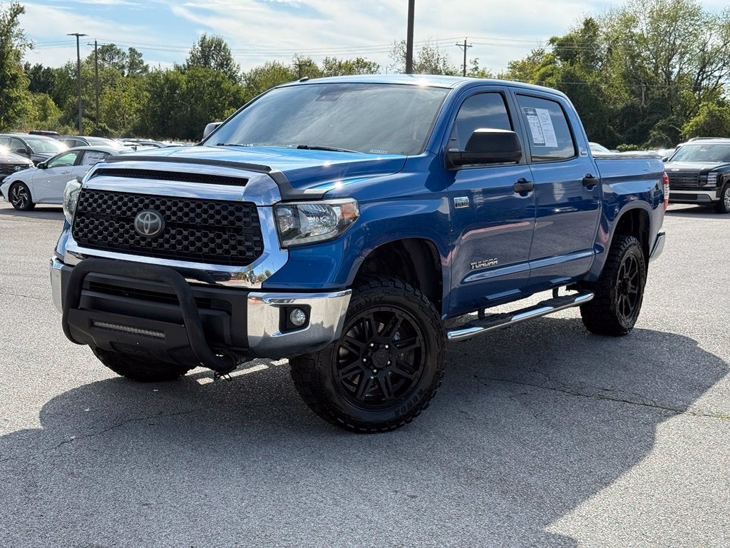 2018 Toyota Tundra SR5 - 4WD / LIFTED! / CLEAN CARFAX